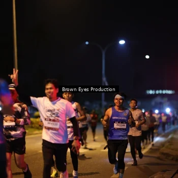 Runner Photo 7625152