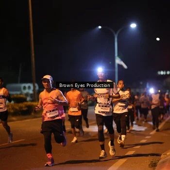 Runner Photo 7625157
