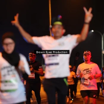 Runner Photo 7625188