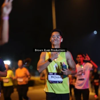 Runner Photo 7625194