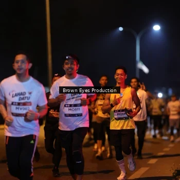 Runner Photo 7625196