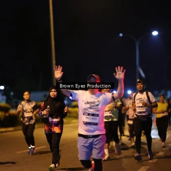 Runner Photo 7625197