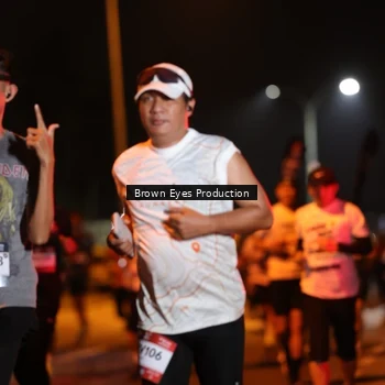 Runner Photo 7625204
