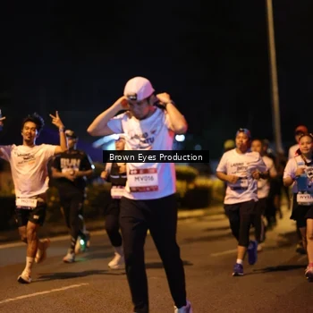 Runner Photo 7625223