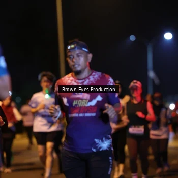 Runner Photo 7625231