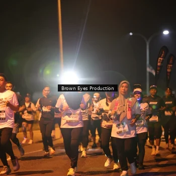 Runner Photo 7625240