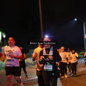 Runner Photo 7625252