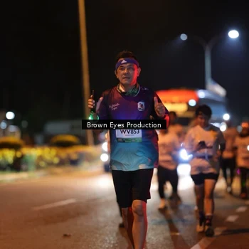 Runner Photo 7625280