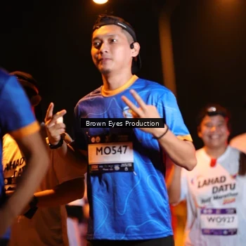 Runner Photo 7625291