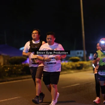 Runner Photo 7625301