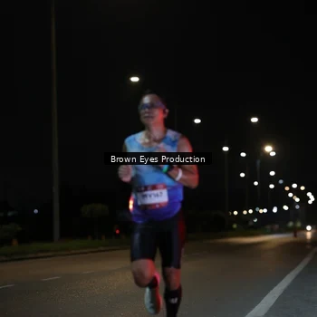 Runner Photo 7625384