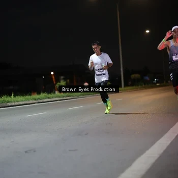 Runner Photo 7625392