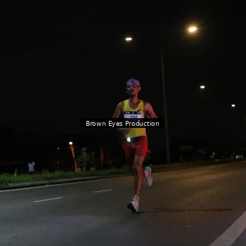Runner Photo 7625396