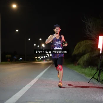 Runner Photo 7625417
