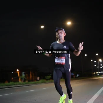 Runner Photo 7625423