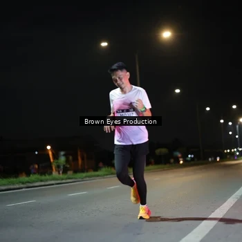 Runner Photo 7625428