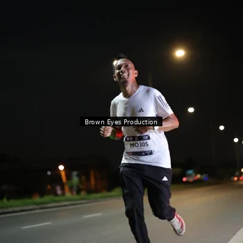 Runner Photo 7625438