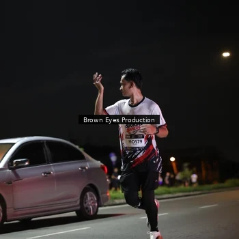 Runner Photo 7625439