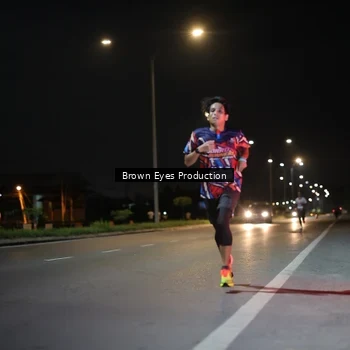 Runner Photo 7625441