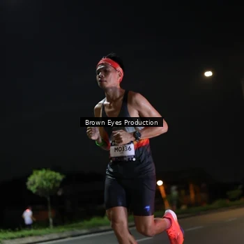 Runner Photo 7625444