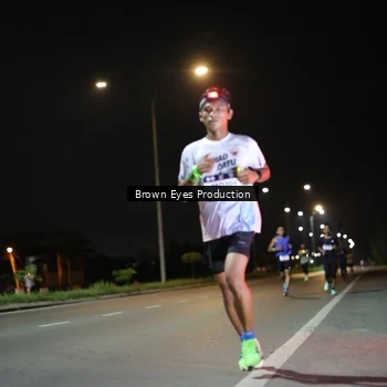 Runner Photo 7625445