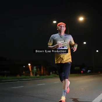 Runner Photo 7625450