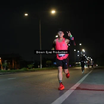 Runner Photo 7625451