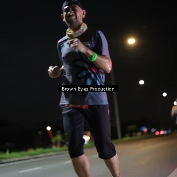 Runner Photo 7625458