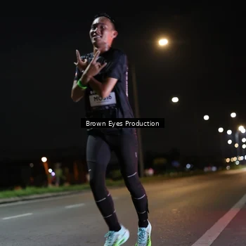 Runner Photo 7625469