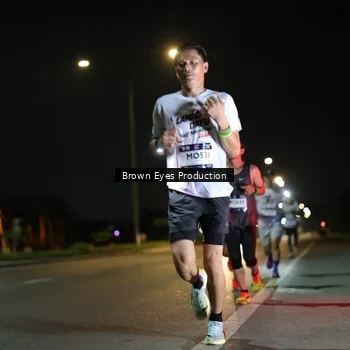 Runner Photo 7625470