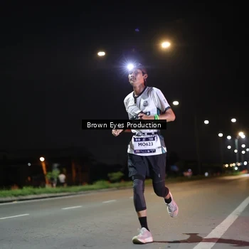 Runner Photo 7625472