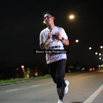 Runner Photo 7625477