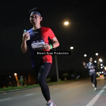 Runner Photo 7625483
