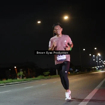 Runner Photo 7625485