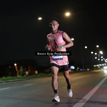Runner Photo 7625493