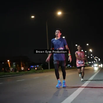 Runner Photo 7625495