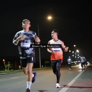 Runner Photo 7625501