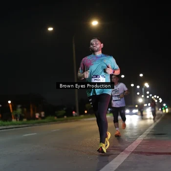 Runner Photo 7625502