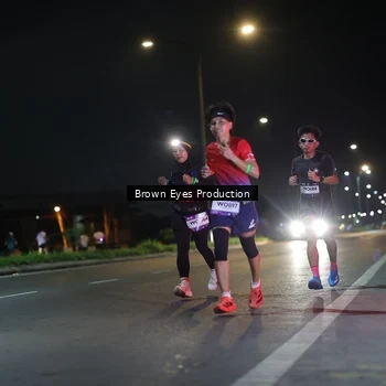 Runner Photo 7625504