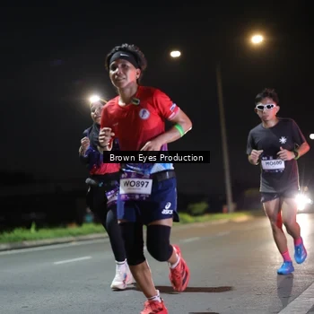 Runner Photo 7625505