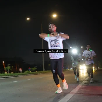 Runner Photo 7625509