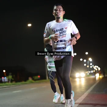 Runner Photo 7625511