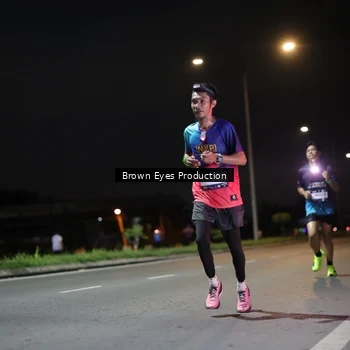 Runner Photo 7625523