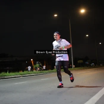 Runner Photo 7625530