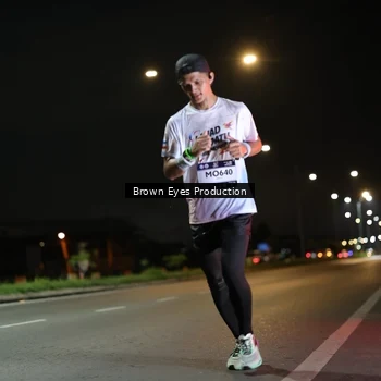Runner Photo 7625534