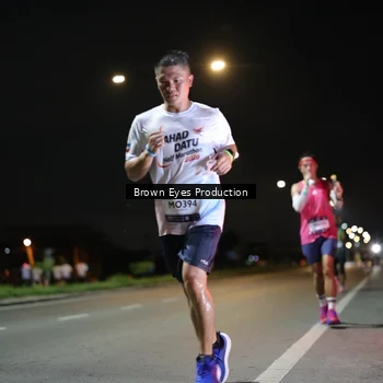 Runner Photo 7625539