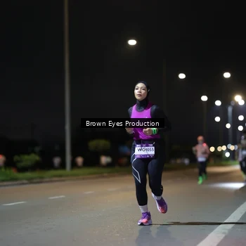 Runner Photo 7625542
