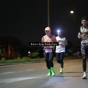 Runner Photo 7625545