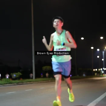 Runner Photo 7625554
