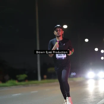 Runner Photo 7625555